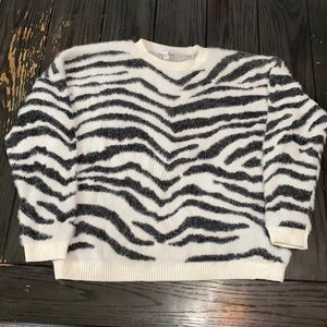 Zebra fuzzy sweater Sz XL